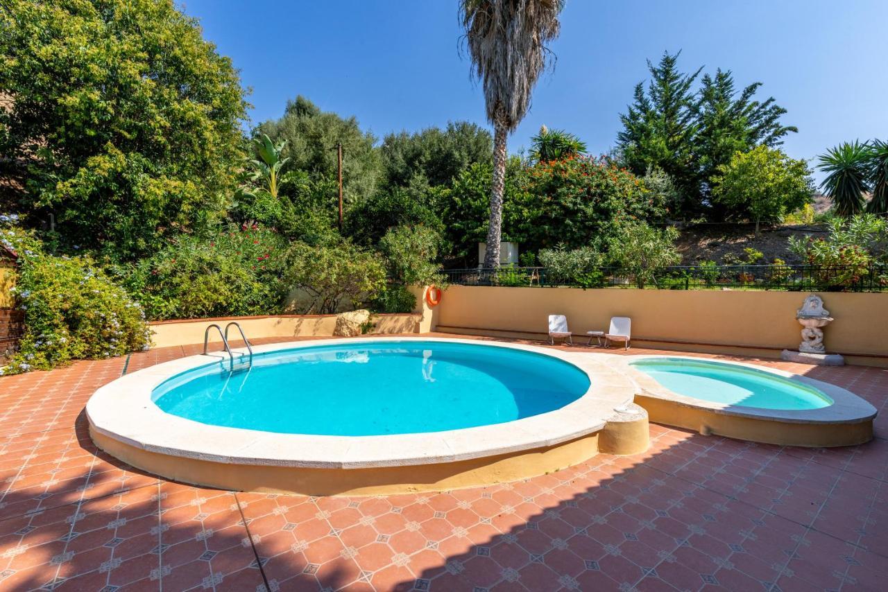 New House In Malaga Nature المظهر الخارجي الصورة